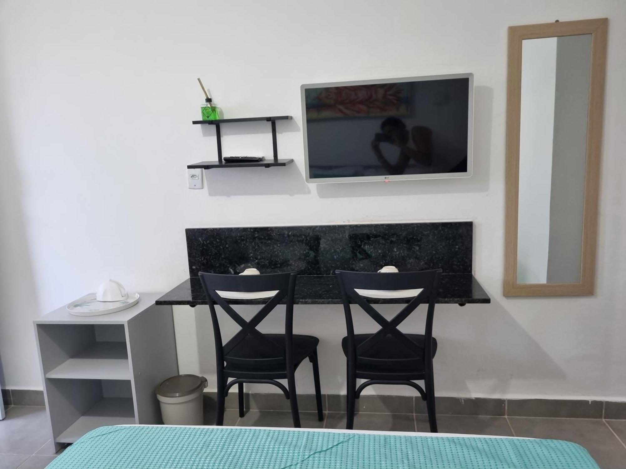 Rc Flats Apts 02 E 04 * Tamandare
